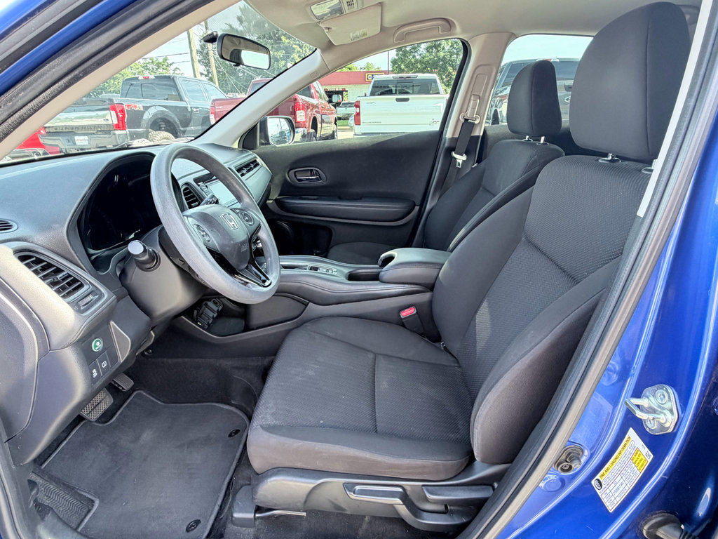 Used 2018 Honda HR-V LX image 20