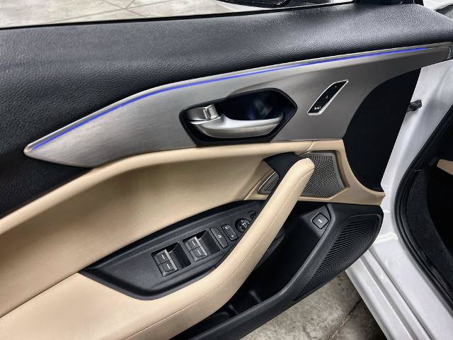 Used 2025 Acura TLX w/ Technology Package FWD image 15