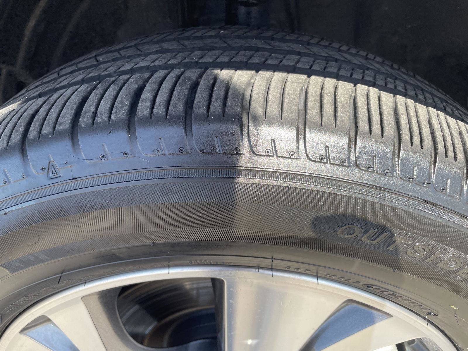 Certified 2025 Subaru Ascent Premium image 27