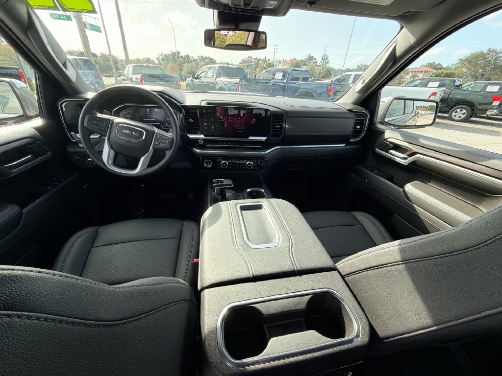 Used 2022 GMC Sierra 1500 SLT w/ SLT Convenience Package AWD/4WD image 12