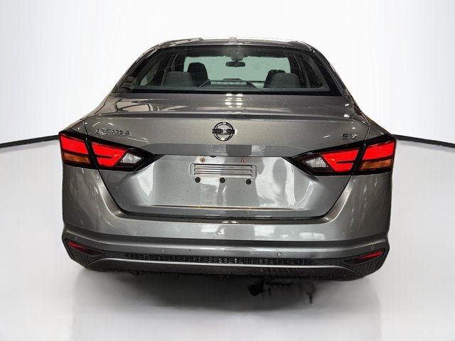 Used 2022 Nissan Altima 2.5 SV FWD image 6