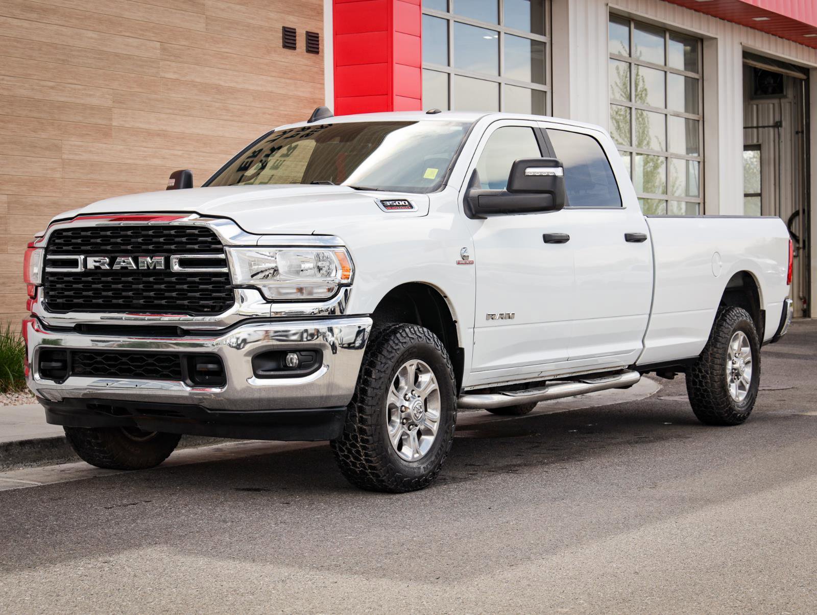 Used 2024 RAM 3500 Big Horn w/ Safety Group AWD/4WD image 8