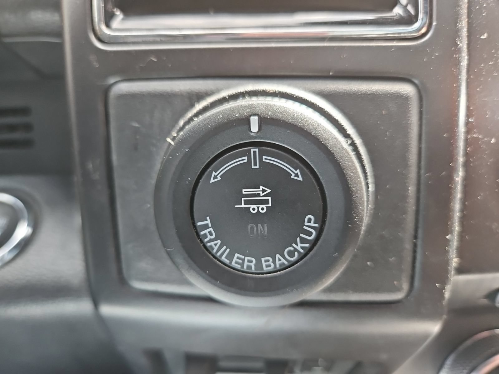 Used 2018 Ford Expedition Limited w/ Equipment Group 301A AWD/4WD image 35