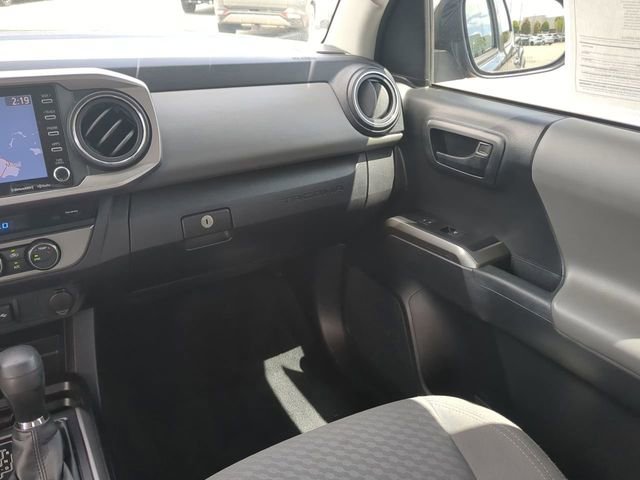 Certified 2022 Toyota Tacoma SR5 image 17