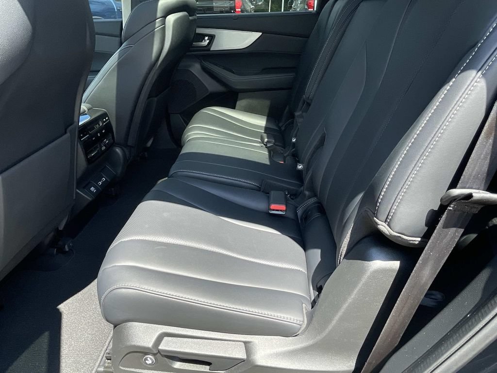 Used 2023 Acura MDX w/ Technology Package FWD image 10