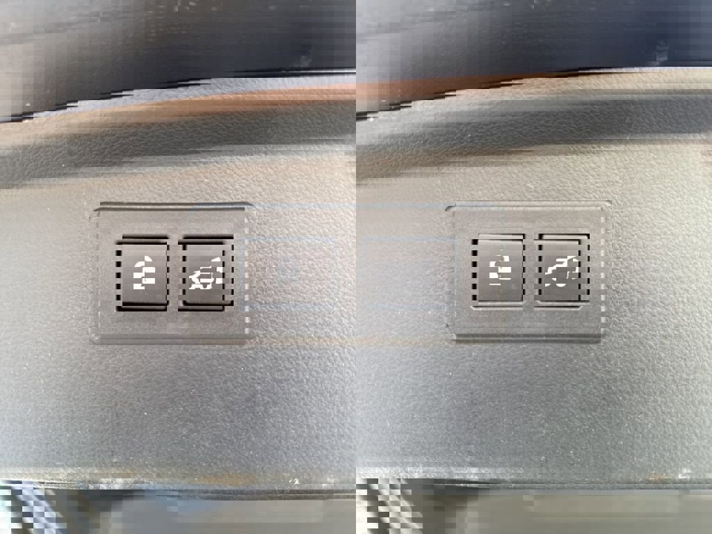 Used 2022 Subaru Outback Limited image 28