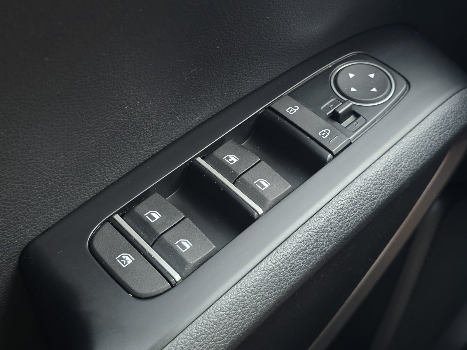 Used 2020 Kia Soul X-Line FWD image 22