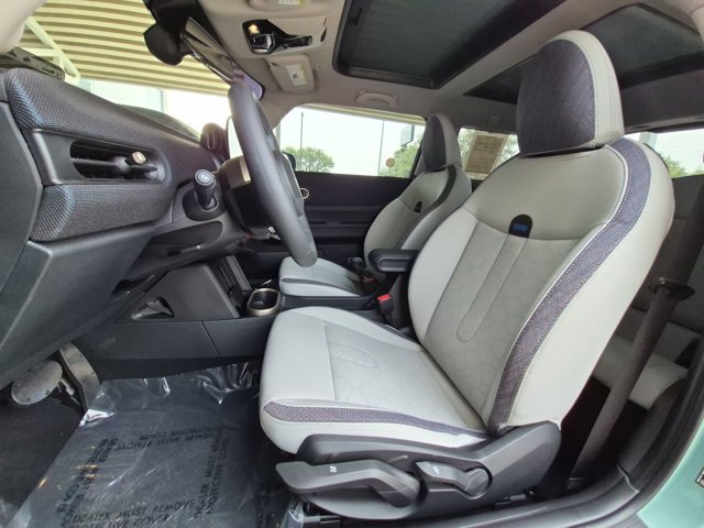 Used 2025 MINI Cooper S FWD image 17