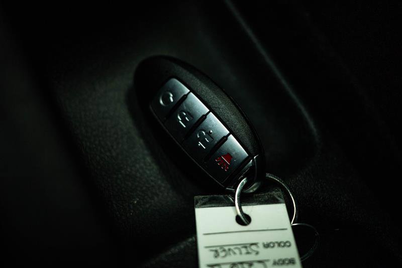 Used 2018 Nissan Kicks SV image 19