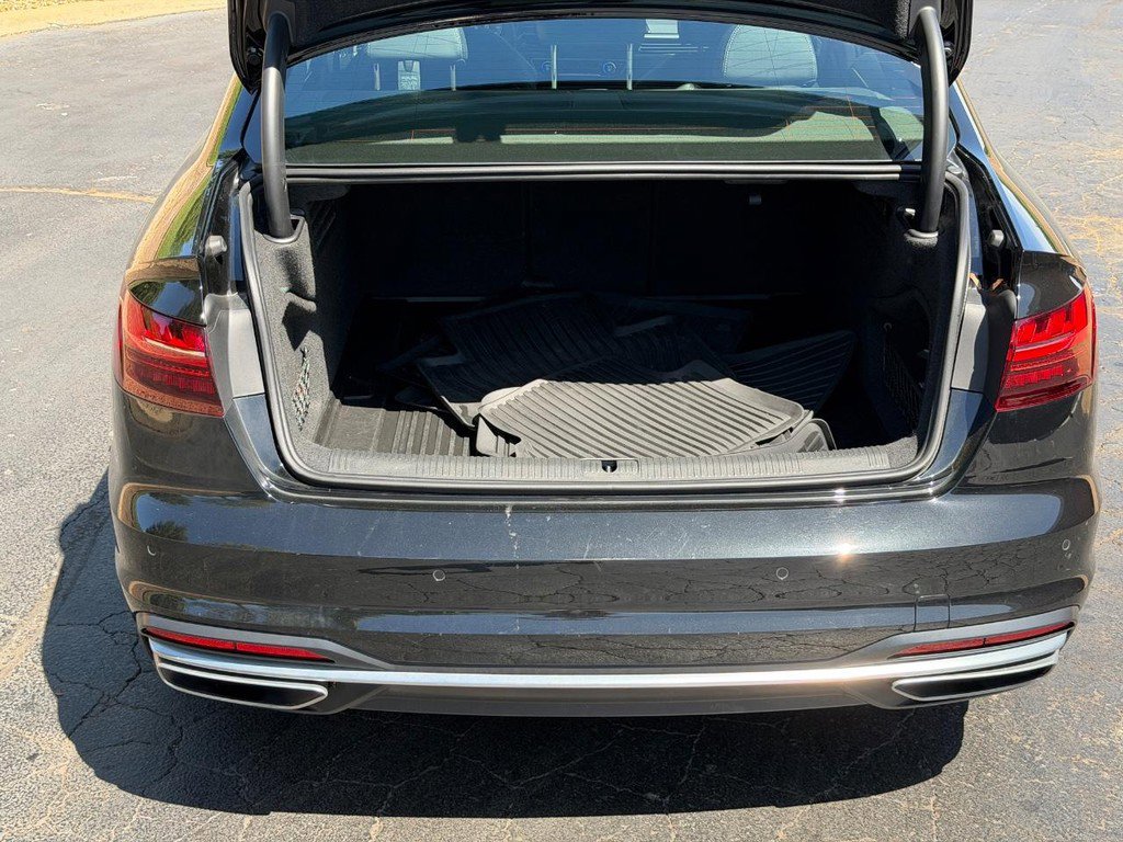 Used 2023 Audi A4 2.0T Premium Plus w/ Premium Plus Package AWD/4WD image 4