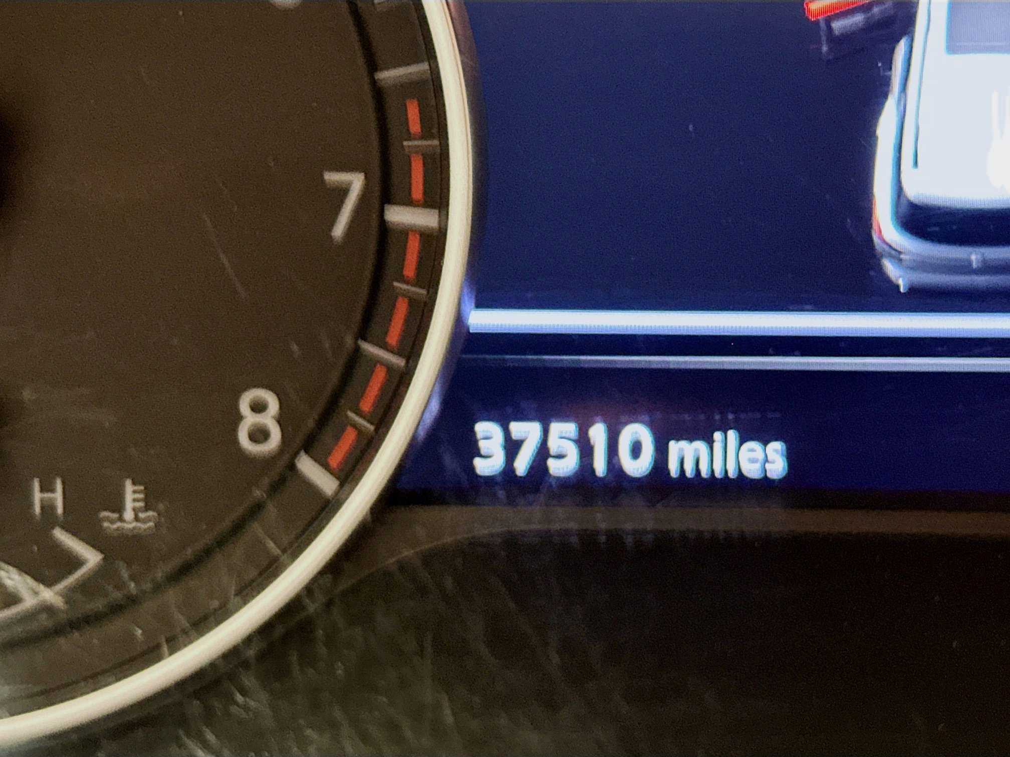 Used 2025 Nissan Pathfinder SV image 19