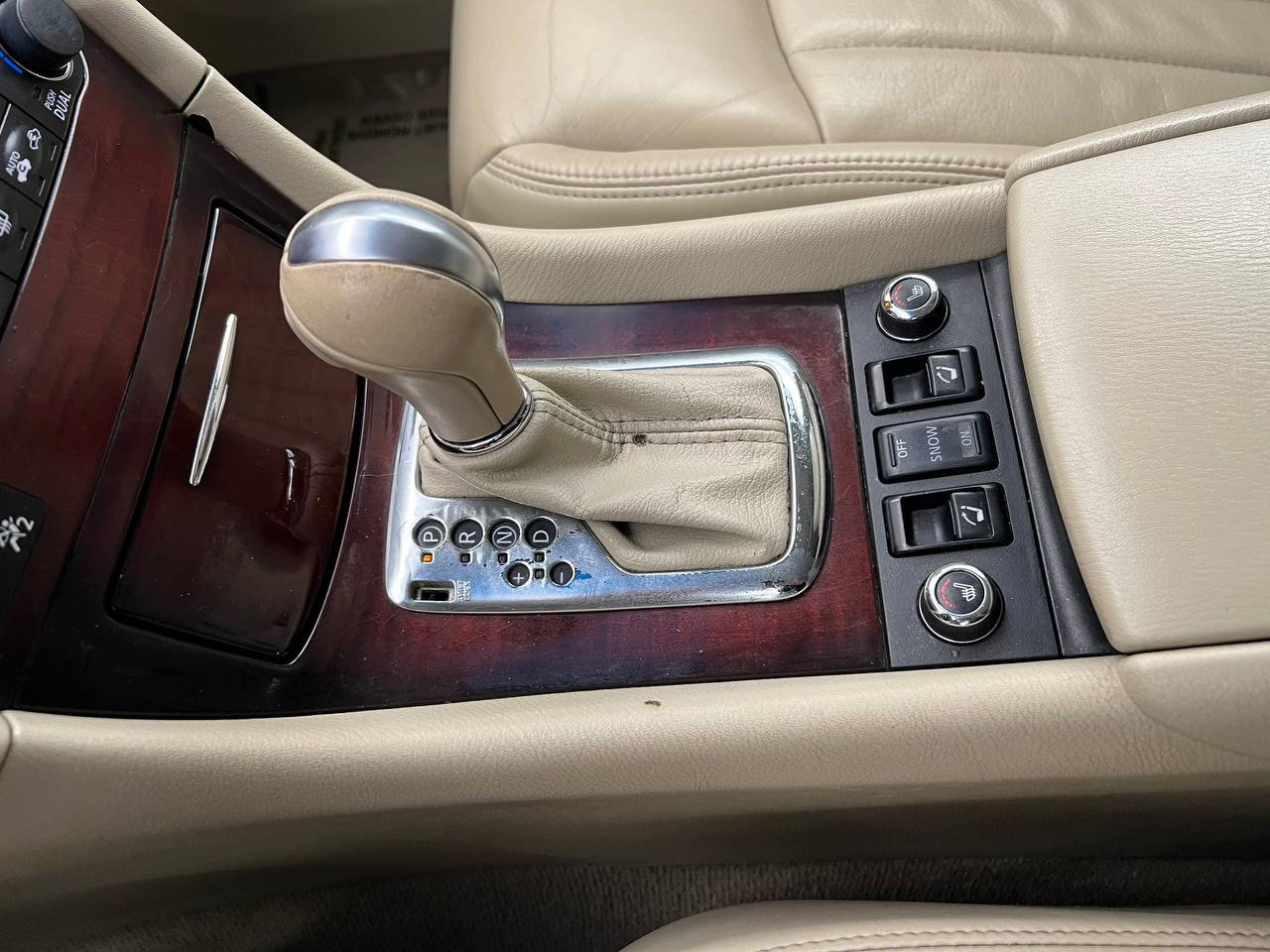 Used 2014 INFINITI QX50 Journey w/ Premium Package image 20