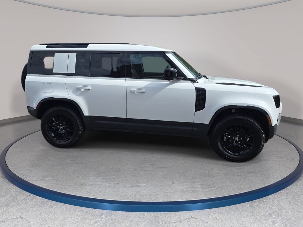 Certified 2025 Land Rover Defender 110 S AWD/4WD image 5