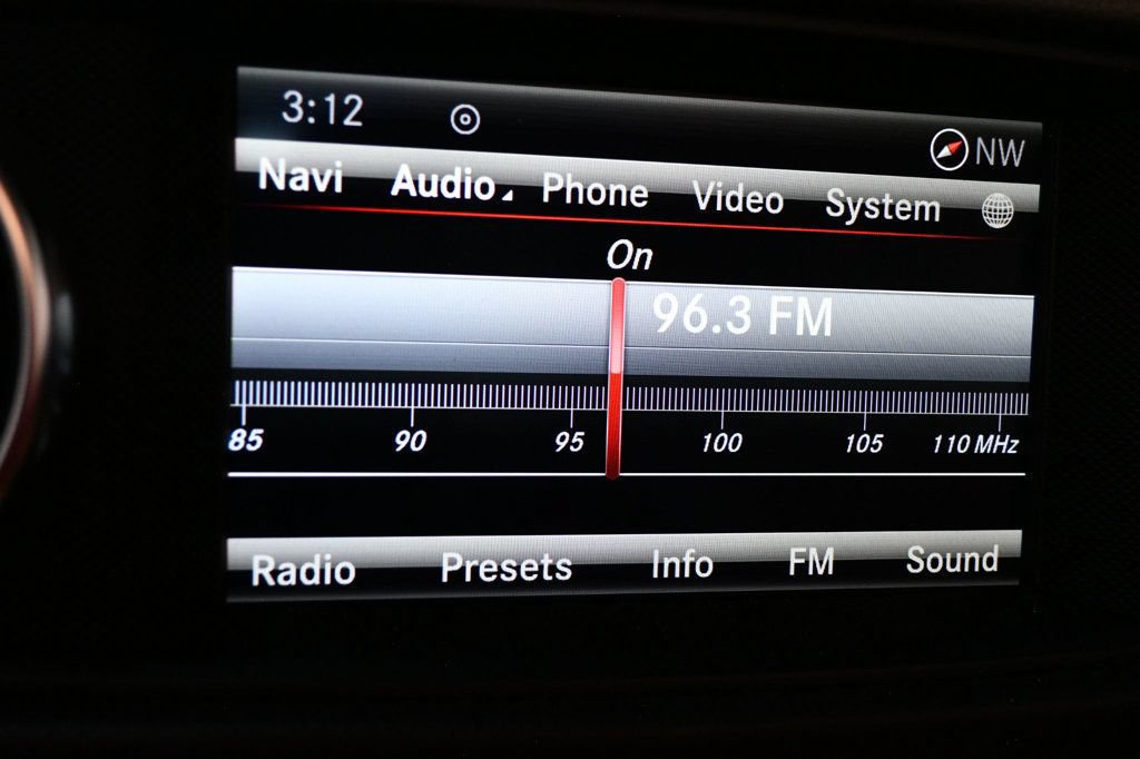 Used 2014 Mercedes-Benz SL 550 image 56
