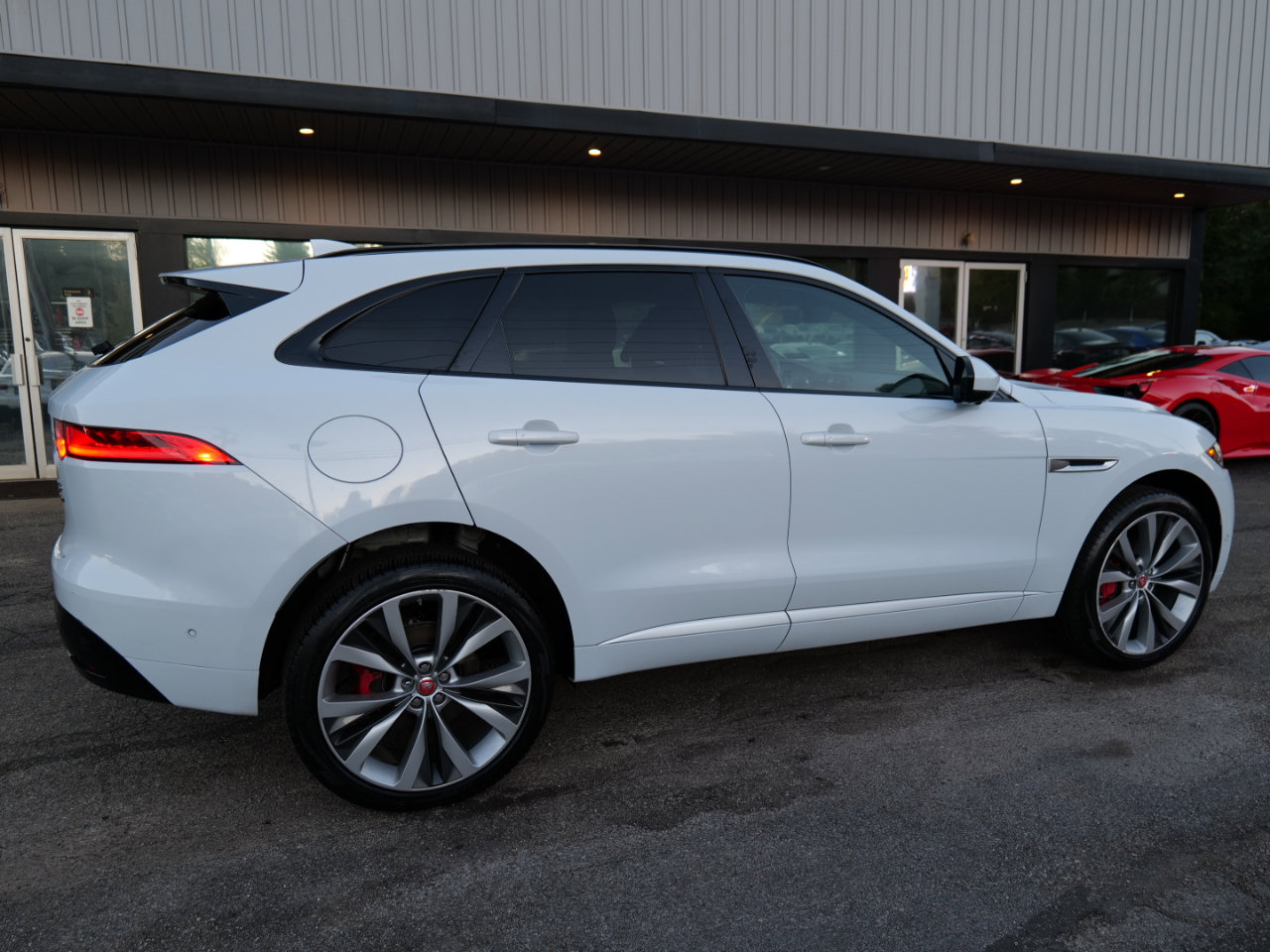Used 2019 Jaguar F-PACE S image 68