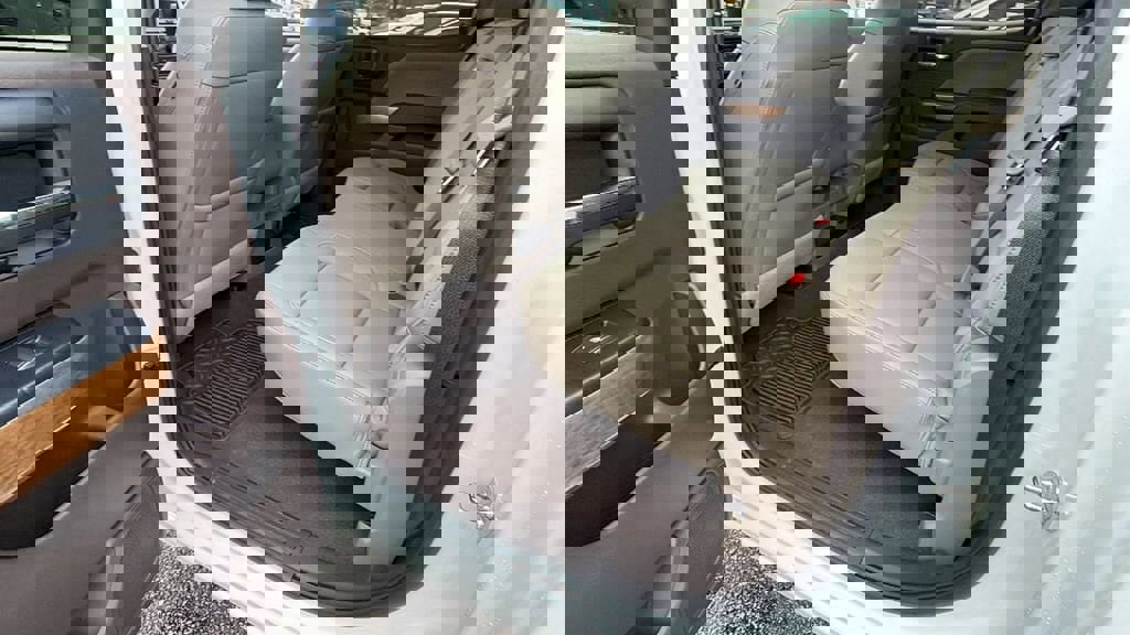 Used 2018 Chevrolet Silverado 1500 LTZ w/ Sport Package image 21