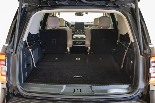 Used 2024 Ford Expedition Limited AWD/4WD image 39