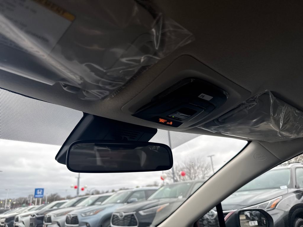 New 2026 Toyota Corolla LE FWD image 30