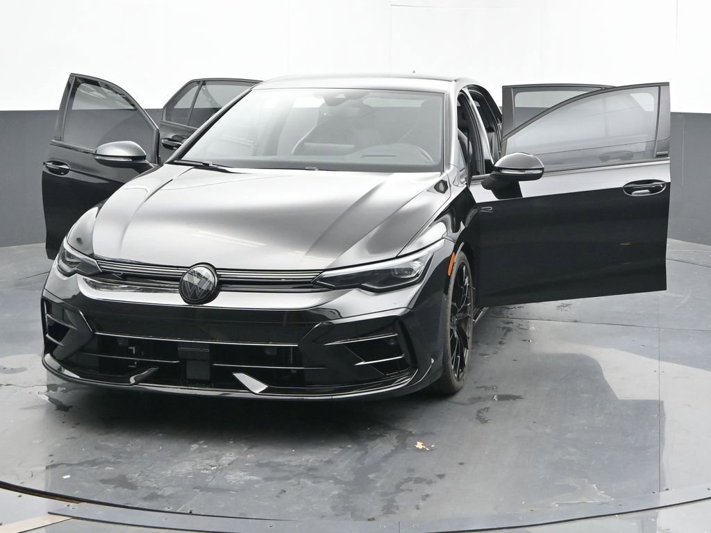 Used 2025 Volkswagen Golf R Black Edition image 54