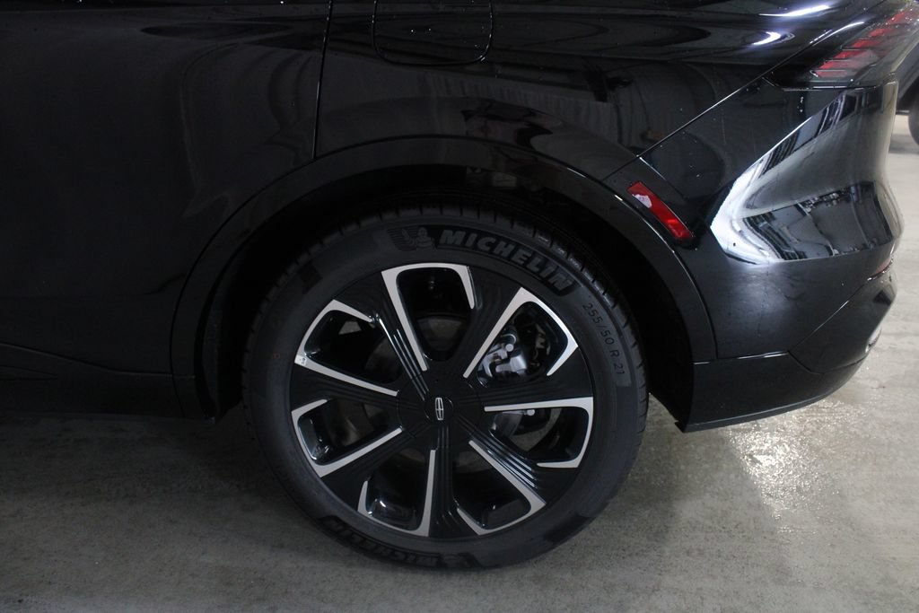 New 2026 Lincoln Nautilus Reserve AWD/4WD image 30