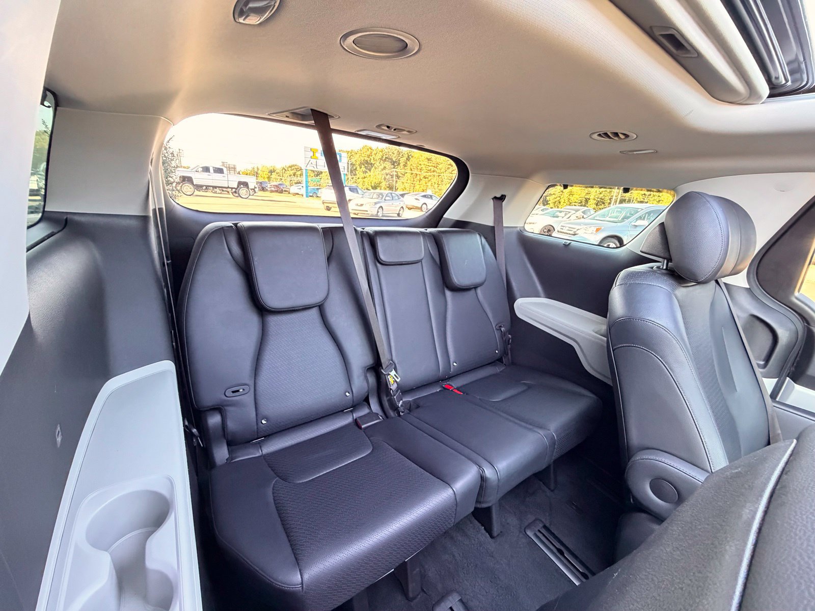 Used 2022 Kia Carnival SX Prestige FWD image 38