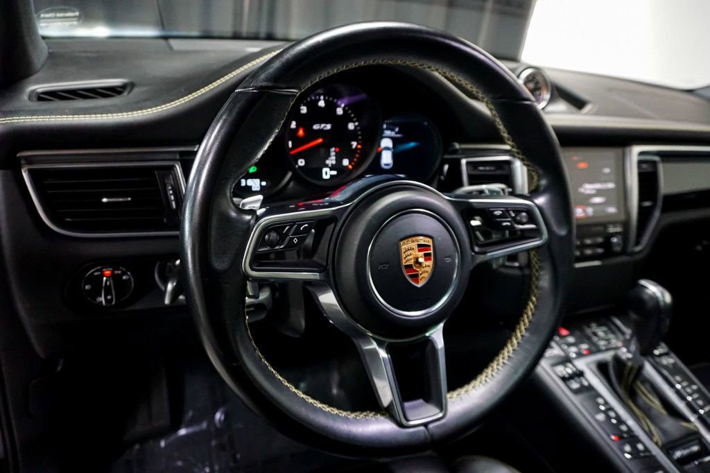 Used 2018 Porsche Macan GTS AWD/4WD image 11