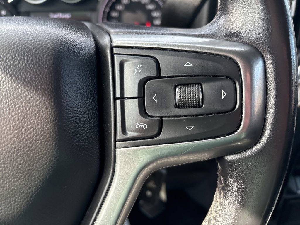 Used 2022 Chevrolet Silverado 1500 LT image 12