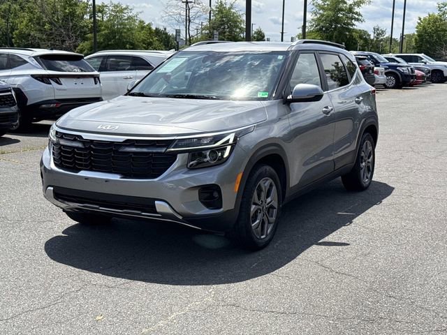 Used 2024 Kia Seltos S AWD/4WD image 5