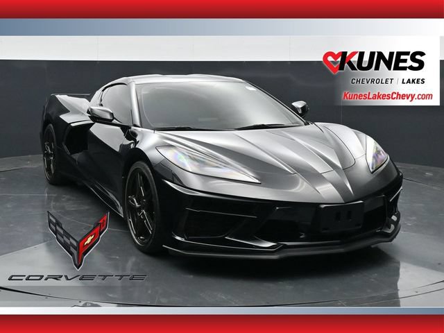 Used 2023 Chevrolet Corvette Stingray Coupe w/ Z51 Performance Package RWD image 1