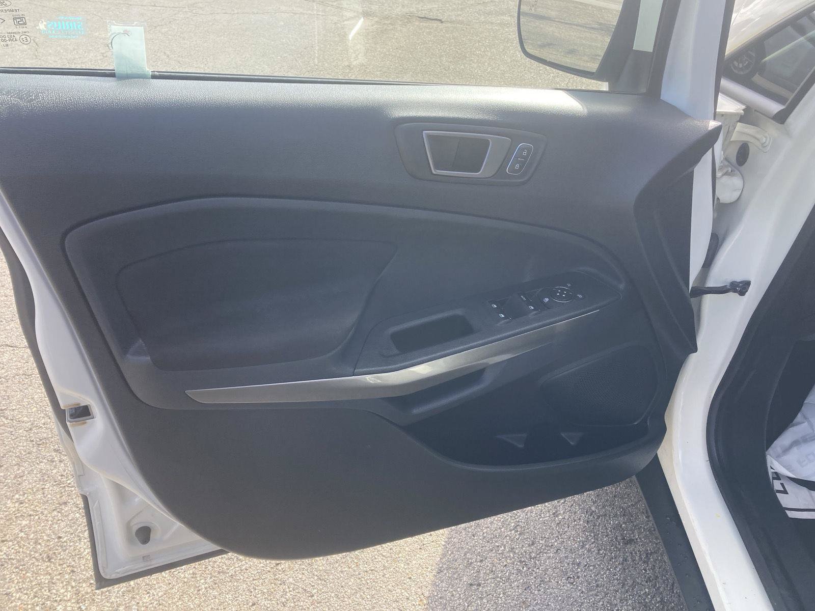 Used 2020 Ford EcoSport SE w/ SE Convenience Package FWD image 11