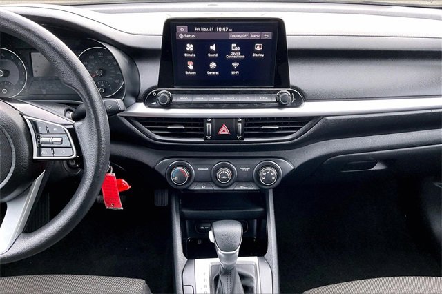 Used 2023 Kia Forte LXS image 6