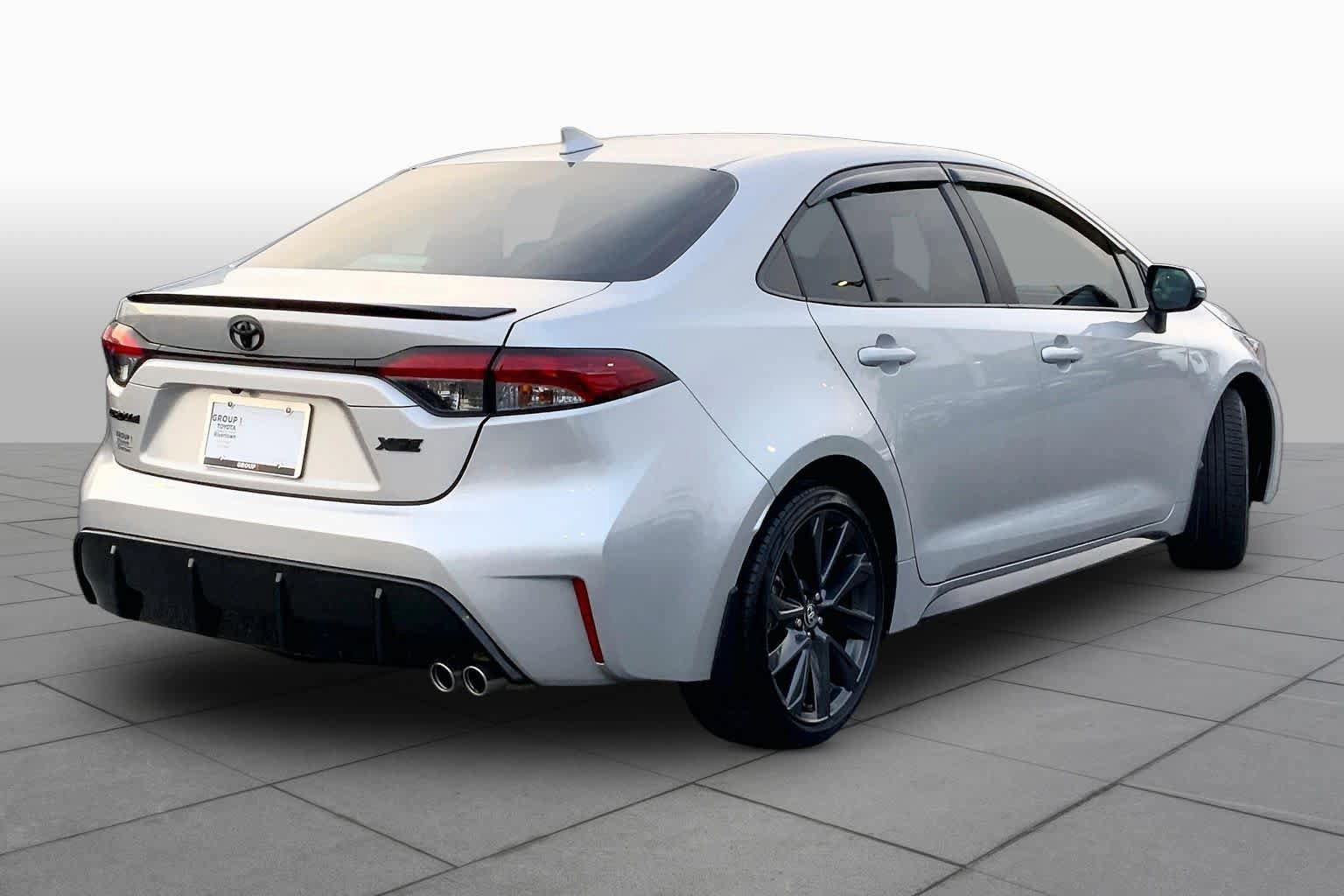 Used 2024 Toyota Corolla XSE FWD image 13