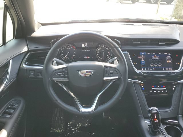Used 2023 Cadillac XT6 Sport w/ LPO, Floor Liner Package AWD/4WD image 17