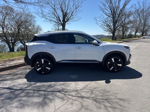 Used 2025 Nissan Kicks SR image 8