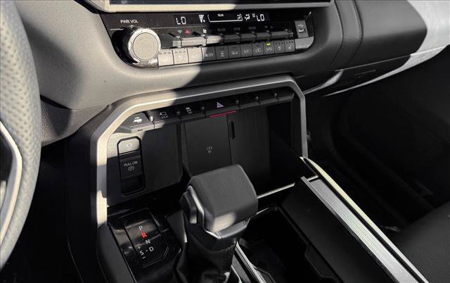 Certified 2026 Toyota Sequoia Platinum AWD/4WD image 16