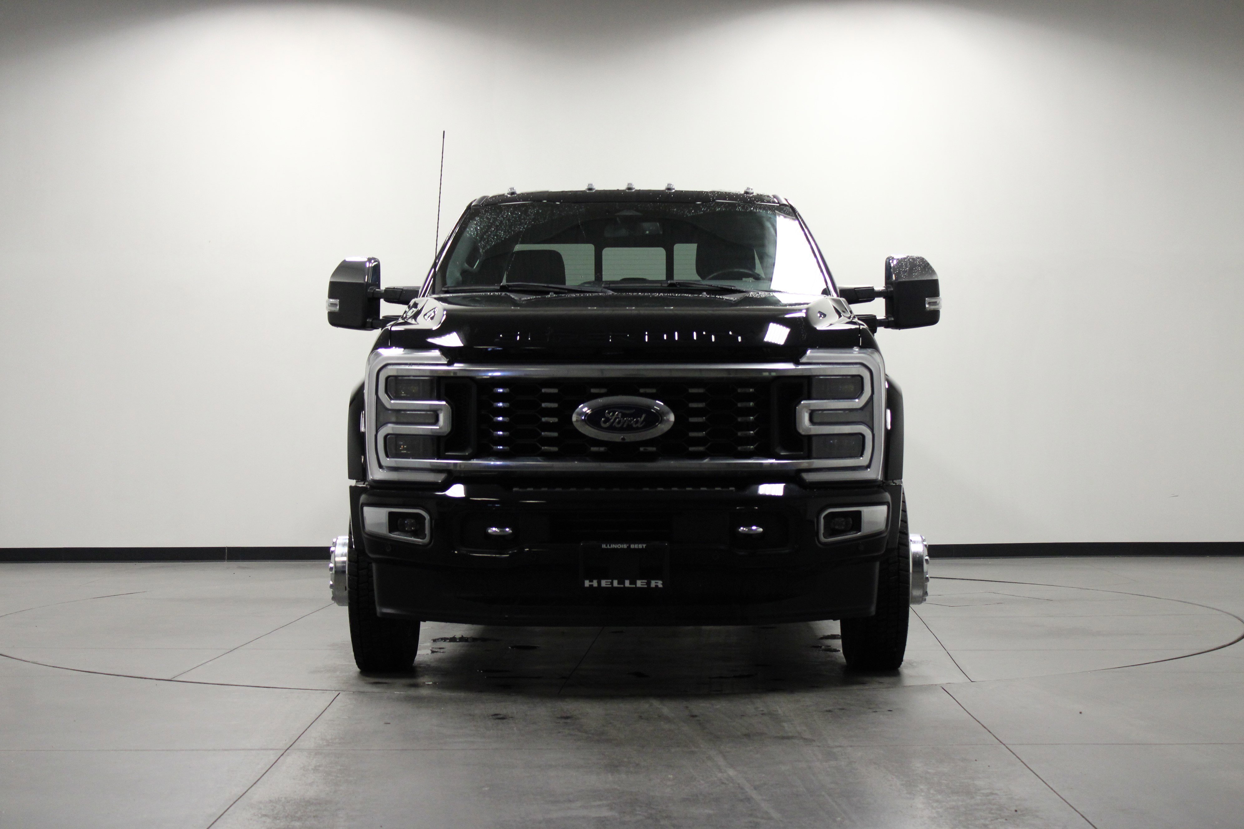 Used 2024 Ford F450 Platinum w/ Snow Plow Prep Package image 9