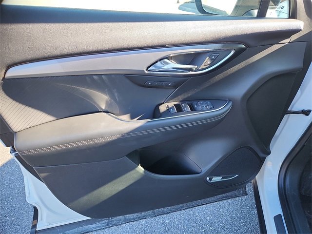 Certified 2025 Buick Envision Sport Touring image 12