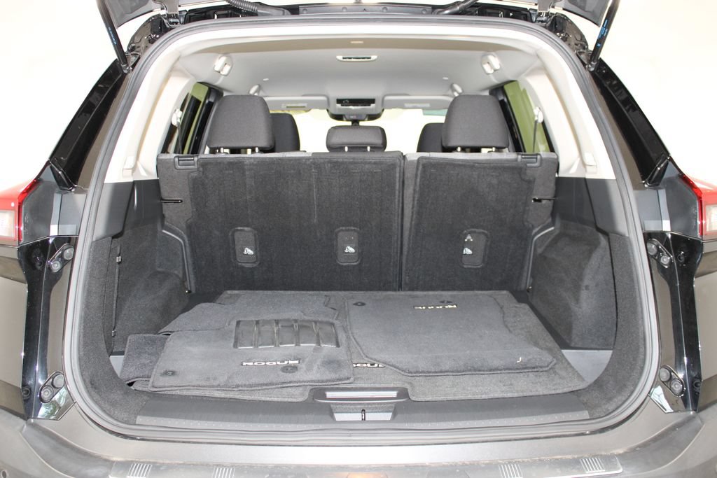 Used 2023 Nissan Rogue SV AWD/4WD image 10