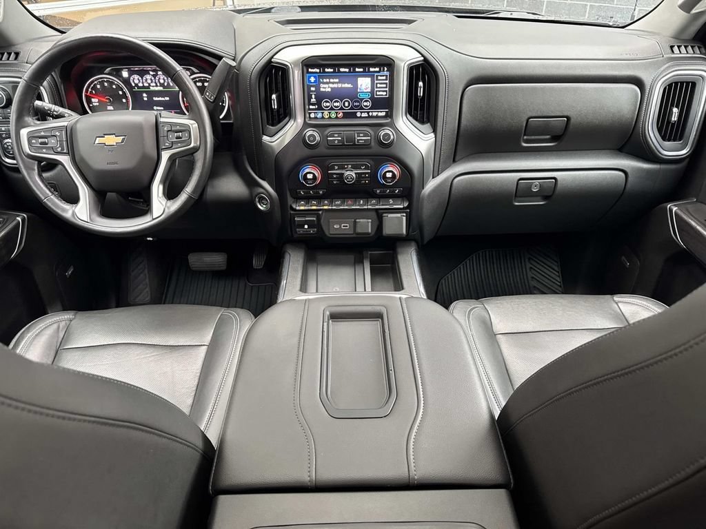 Used 2020 Chevrolet Silverado 1500 LTZ w/ LTZ Premium Package AWD/4WD image 17