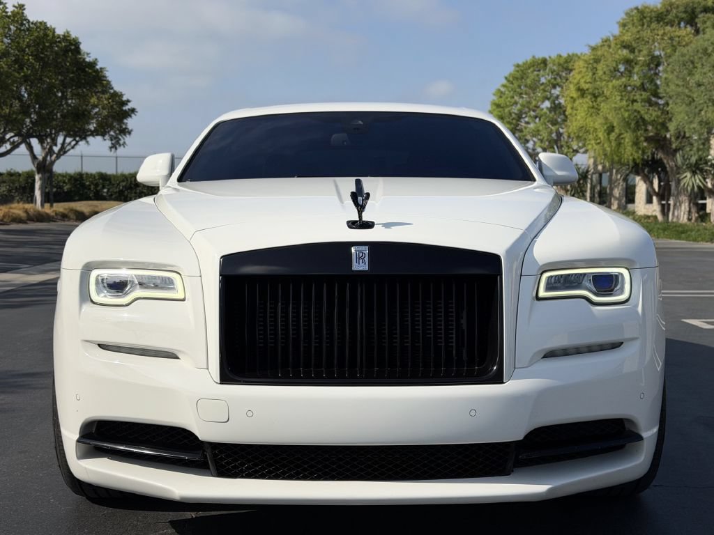 Used 2017 Rolls-Royce Wraith RWD image 4