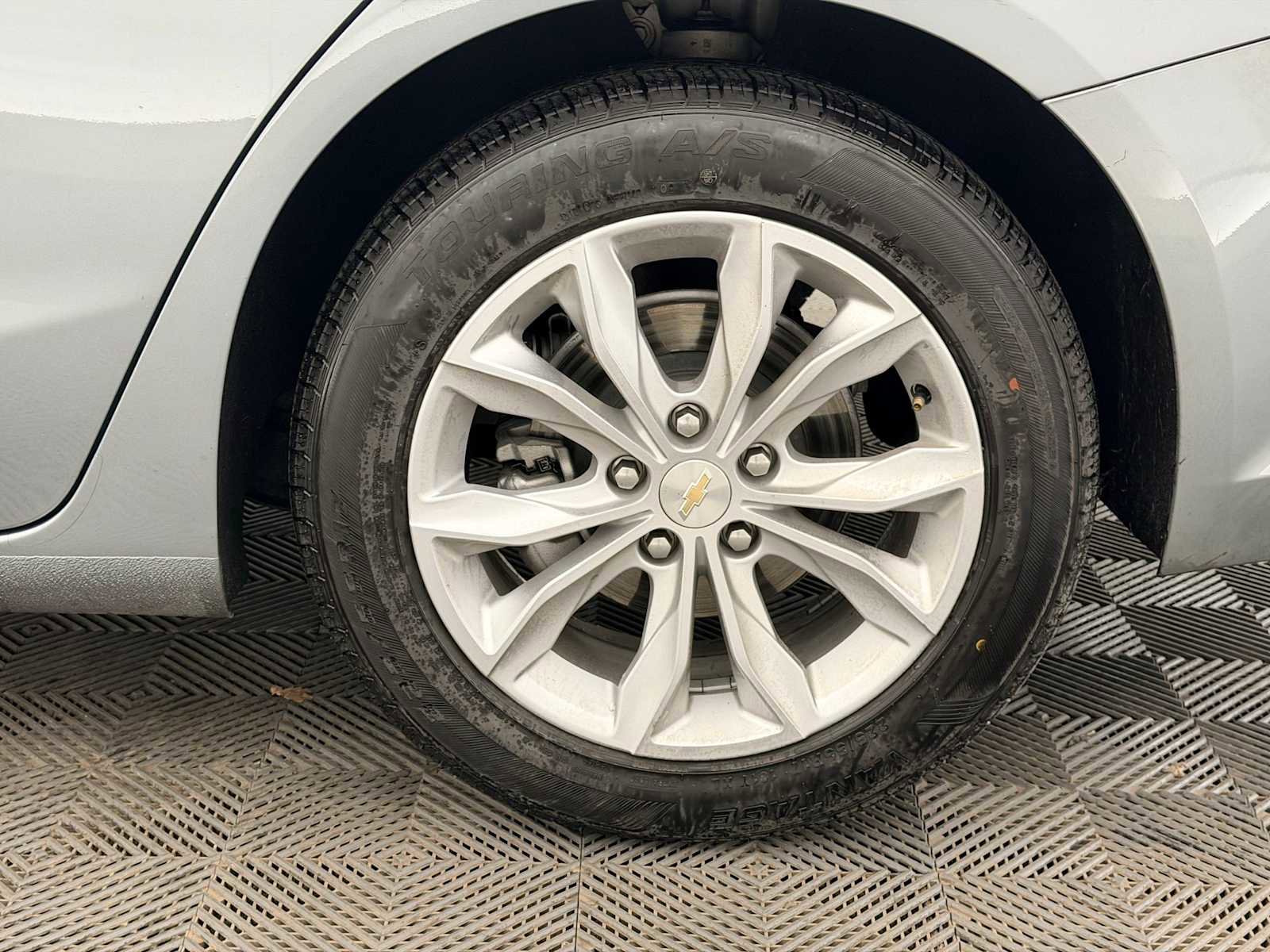 Used 2023 Chevrolet Malibu LT image 13