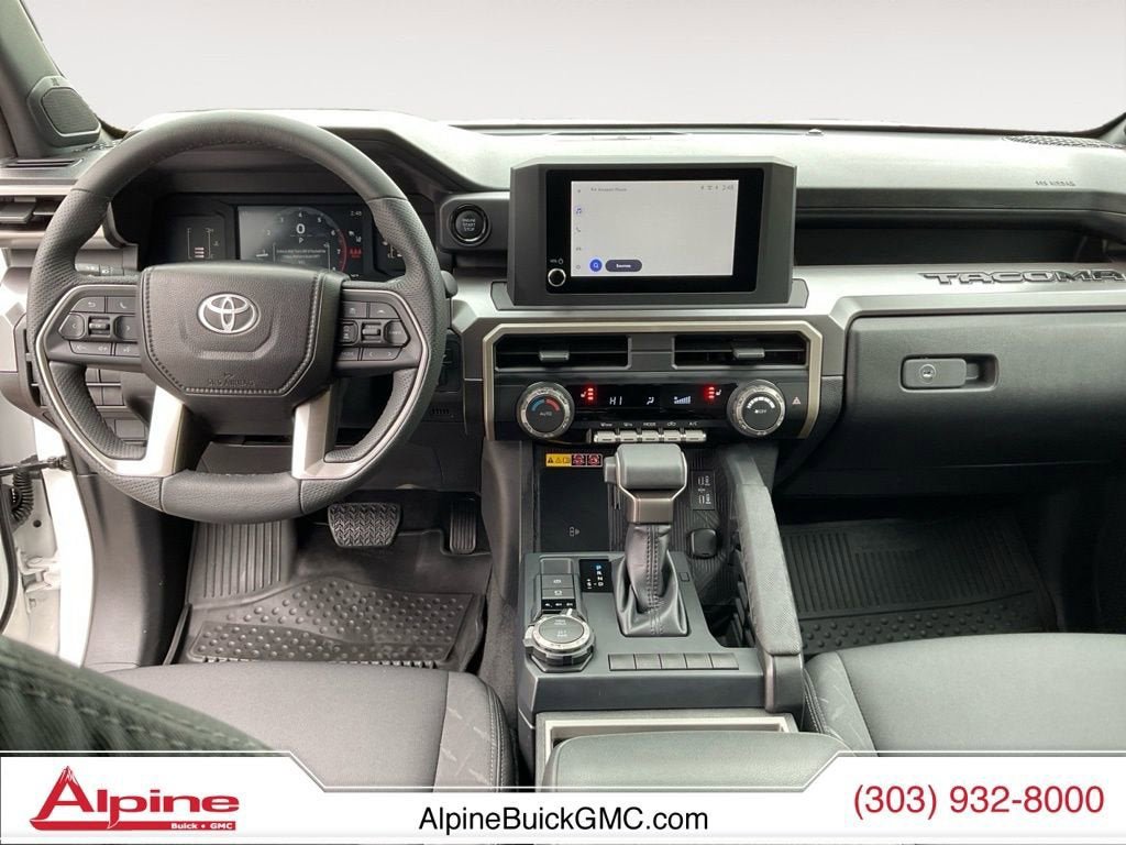 Used 2025 Toyota Tacoma SR5 AWD/4WD image 18