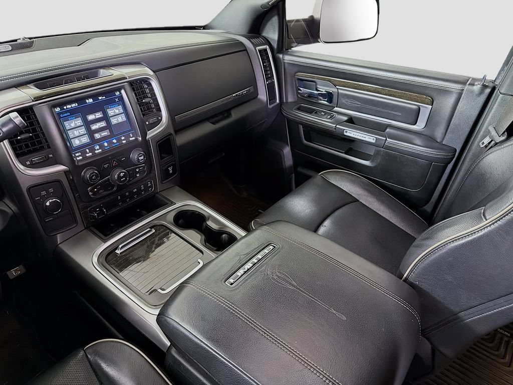 Used 2018 RAM 2500 Limited AWD/4WD image 28