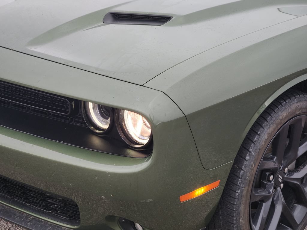 Used 2023 Dodge Challenger SXT w/ Blacktop Package RWD image 5