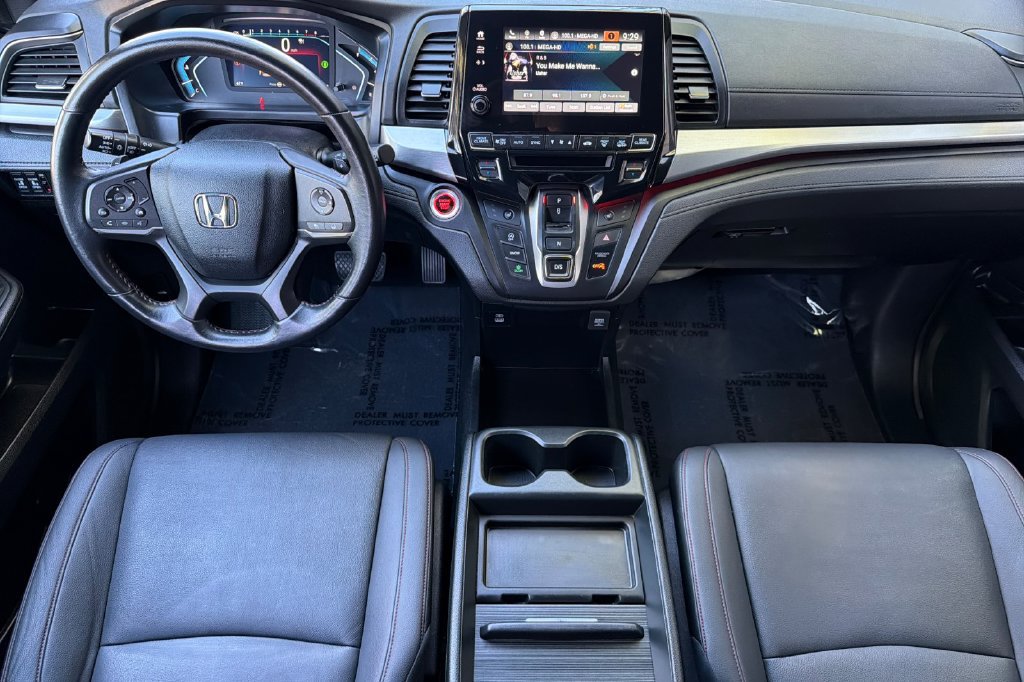 Certified 2024 Honda Odyssey Sport image 9