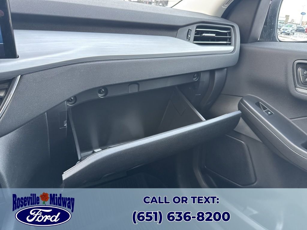 Used 2023 Ford Escape Platinum w/ Premium Technology Package image 18