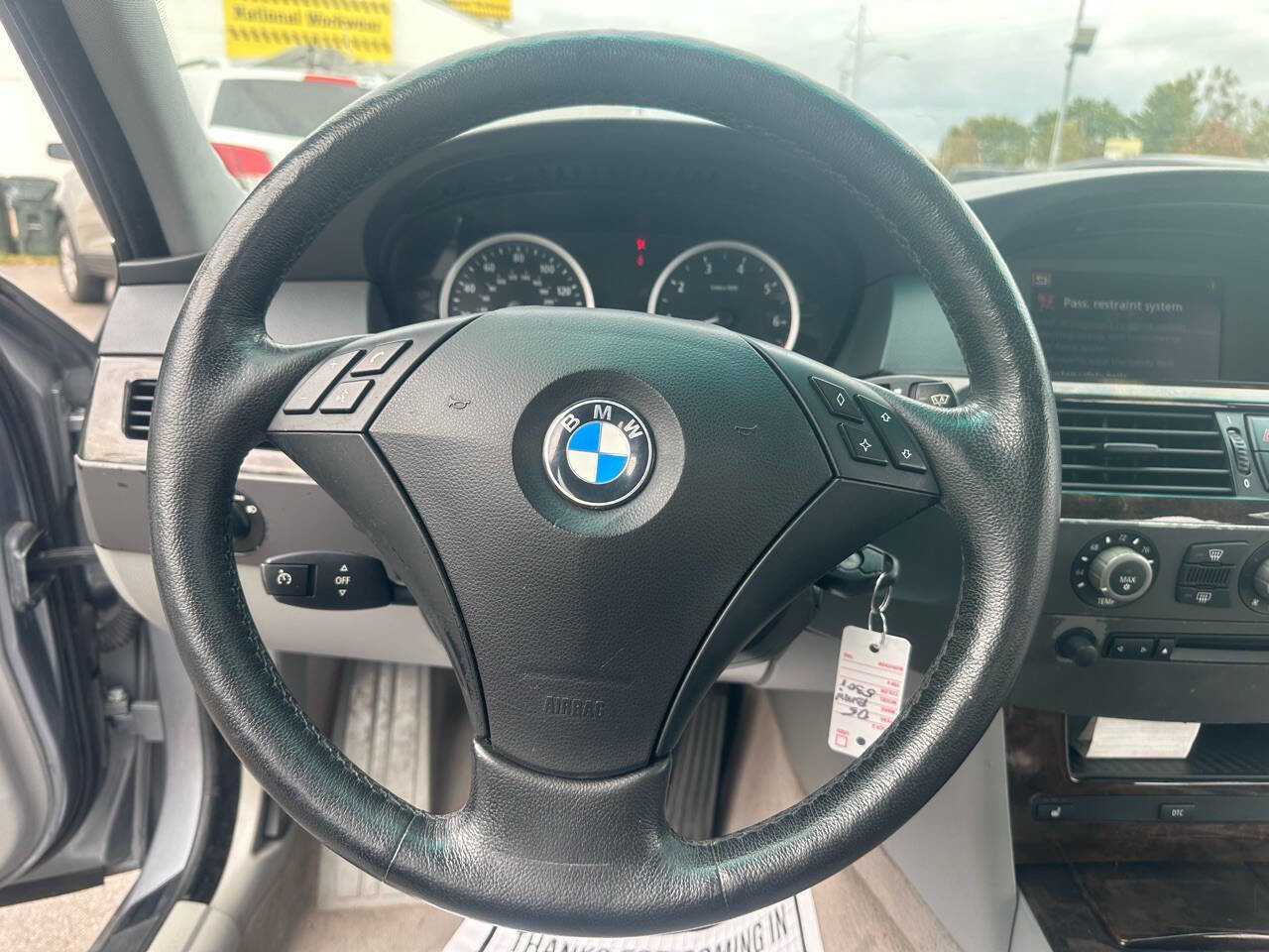 Used 2005 BMW 530i Sedan image 10