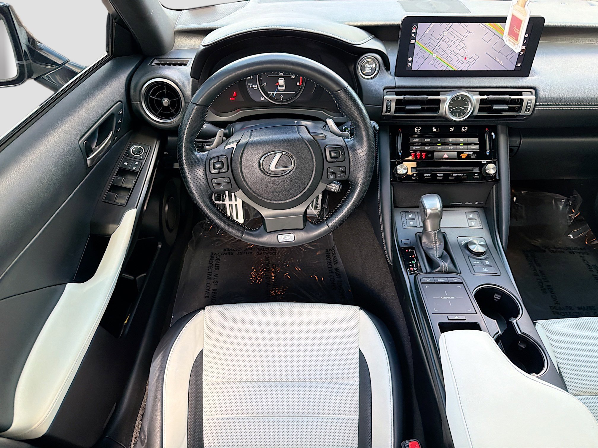 Used 2022 Lexus IS 350 F Sport w/ Navigation Package image 16