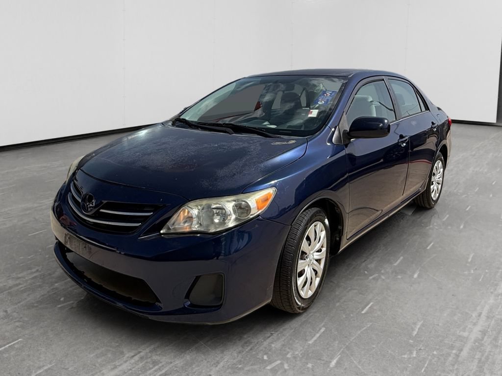 Used 2013 Toyota Corolla LE FWD image 1