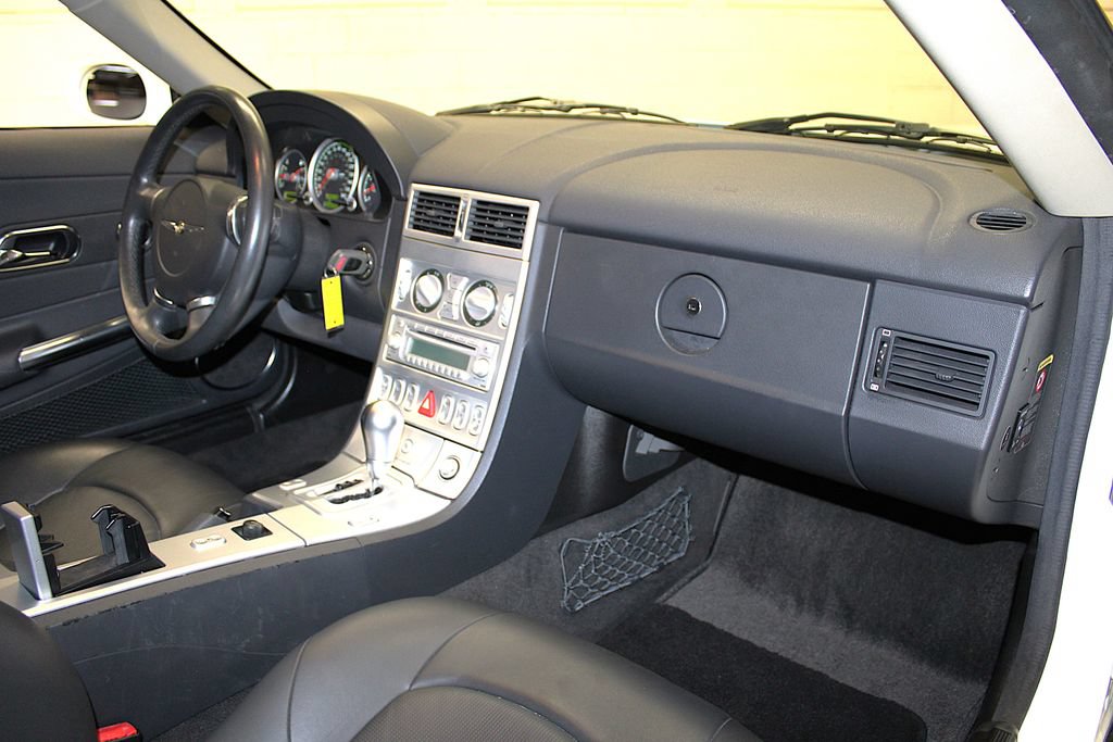Used 2005 Chrysler Crossfire Limited RWD image 20